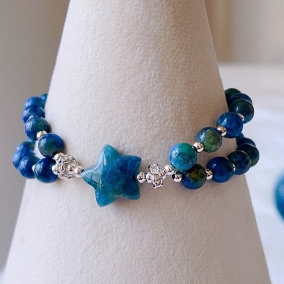 COPY - Natural Lapis lazuli & Blue Apatite Carved star Bracelet - Picture 2 of 10
